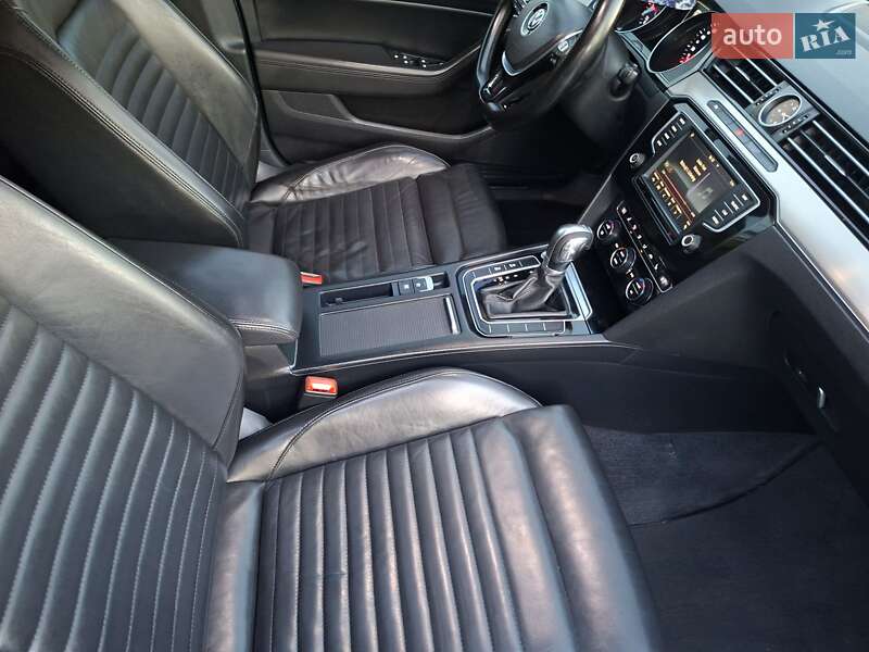 Универсал Volkswagen Passat 2016 в Черновцах