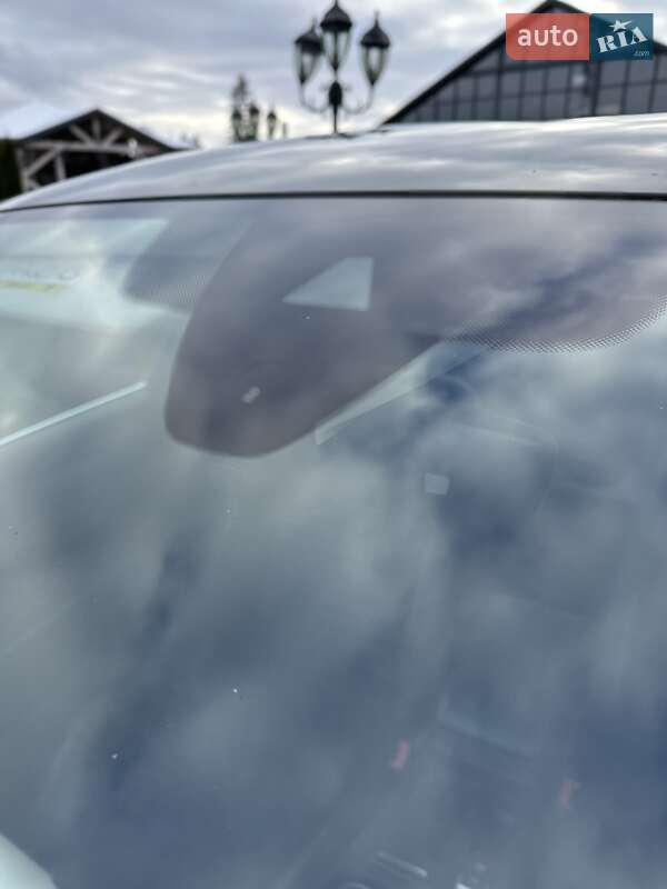 Седан Volkswagen Passat 2016 в Стрые