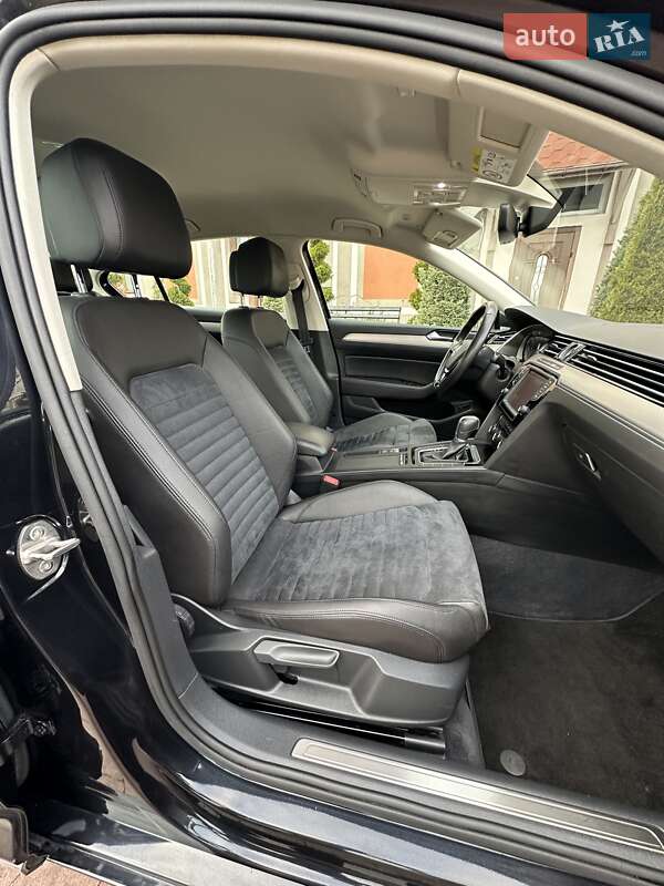 Седан Volkswagen Passat 2016 в Стрые