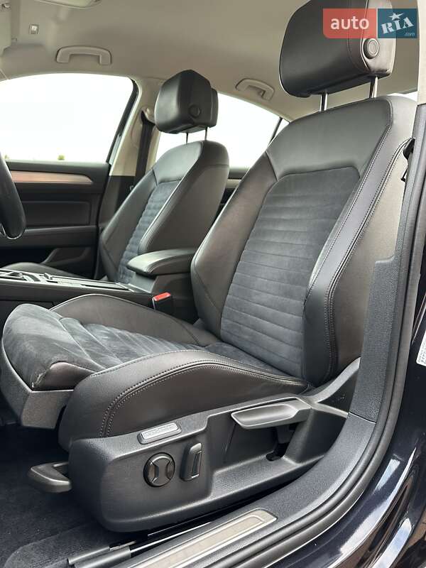 Седан Volkswagen Passat 2016 в Стрые