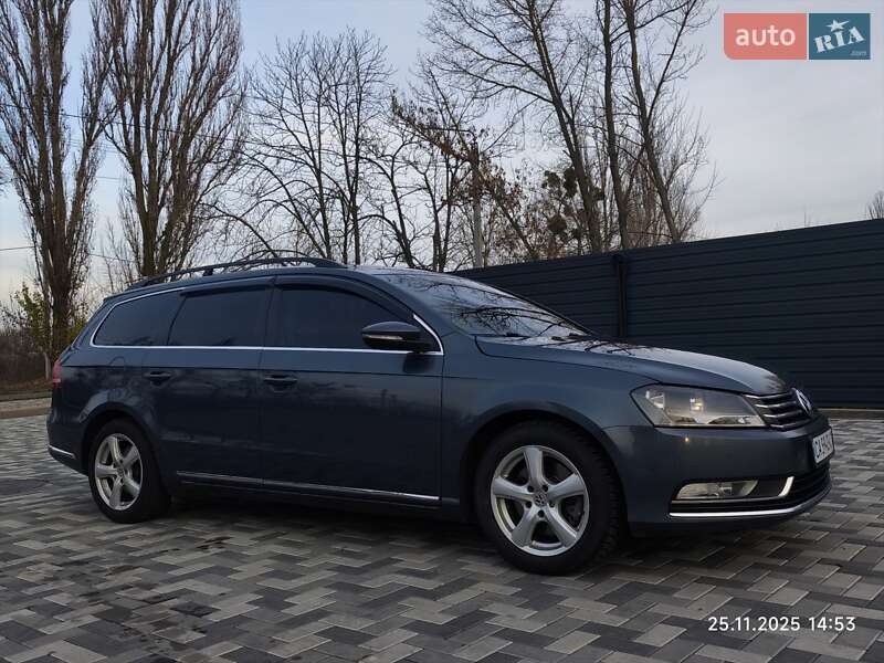 Универсал Volkswagen Passat 2011 в Каневе