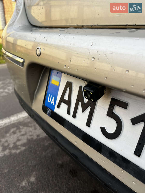 Седан Volkswagen Passat 2008 в Житомире