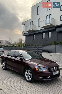 Седан Volkswagen Passat 2014 в Кривом Роге