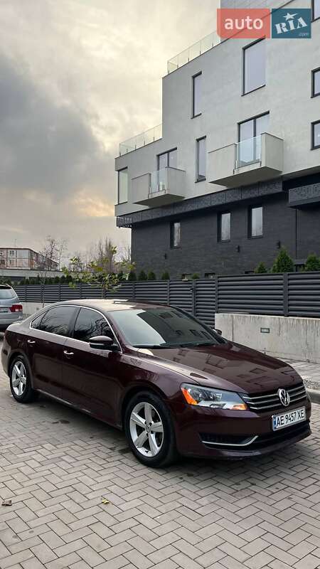 Седан Volkswagen Passat 2014 в Кривом Роге