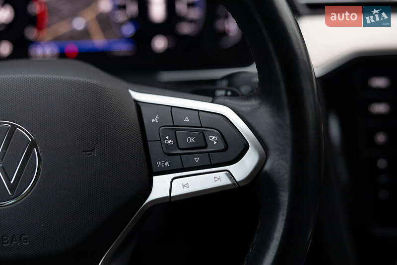 Универсал Volkswagen Passat 2021 в Луцке