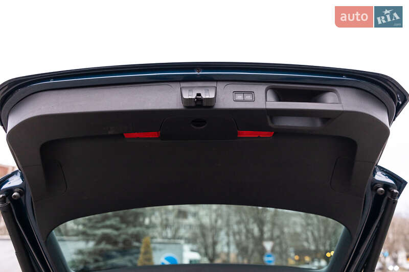 Универсал Volkswagen Passat 2021 в Луцке