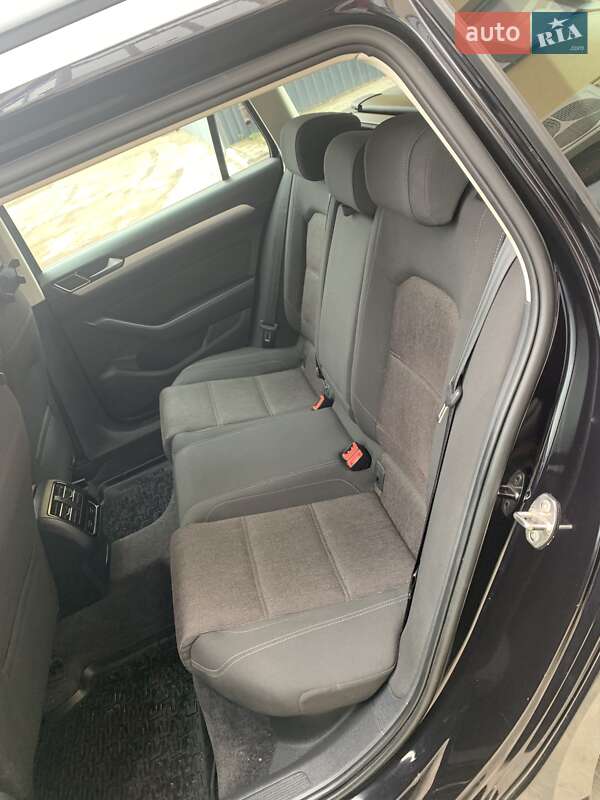 Универсал Volkswagen Passat 2014 в Богородчанах