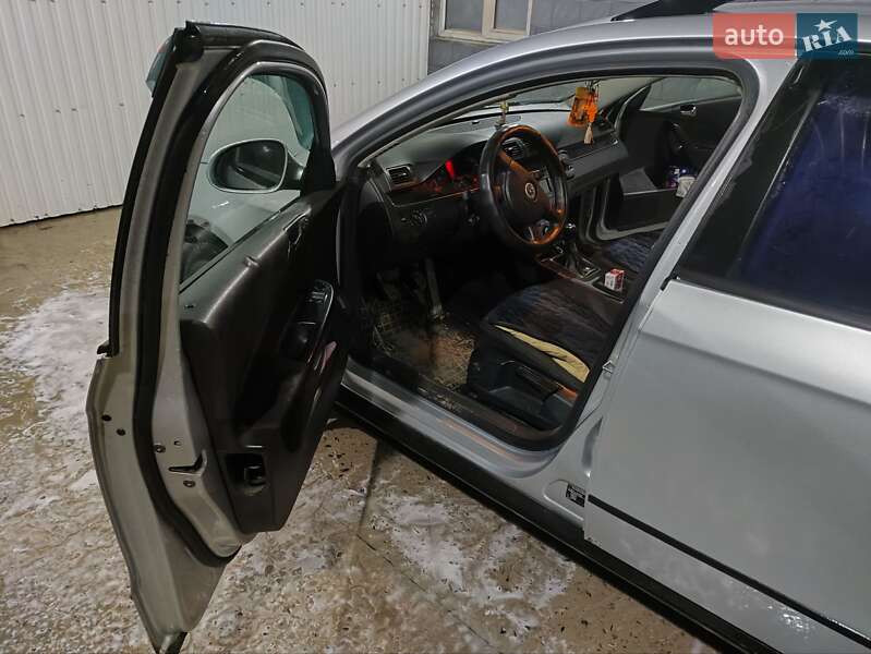 Універсал Volkswagen Passat 2005 в Кам'янець-Подільському фото 8 Універсал Volkswagen Passat 2005 в Кам'янець-Подільському