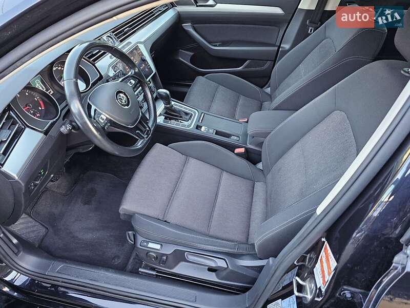 Універсал Volkswagen Passat 2017 в Калуші фото 20 Універсал Volkswagen Passat 2017 в Калуші