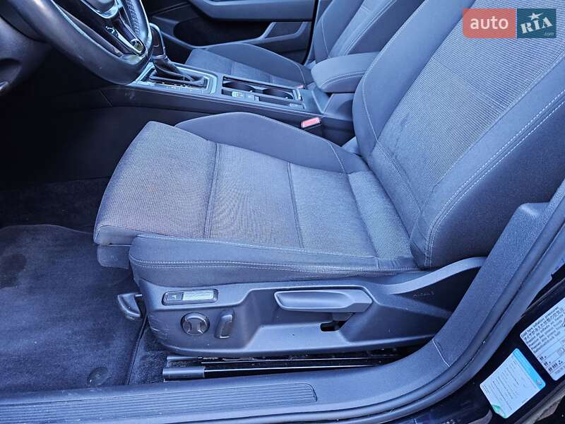 Універсал Volkswagen Passat 2017 в Калуші фото 19 Універсал Volkswagen Passat 2017 в Калуші