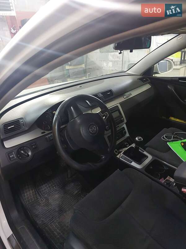 Универсал Volkswagen Passat 2010 в Виннице