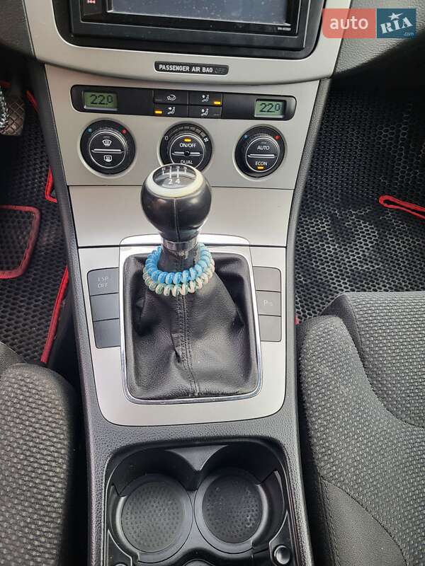 Седан Volkswagen Passat 2007 в Вишневому