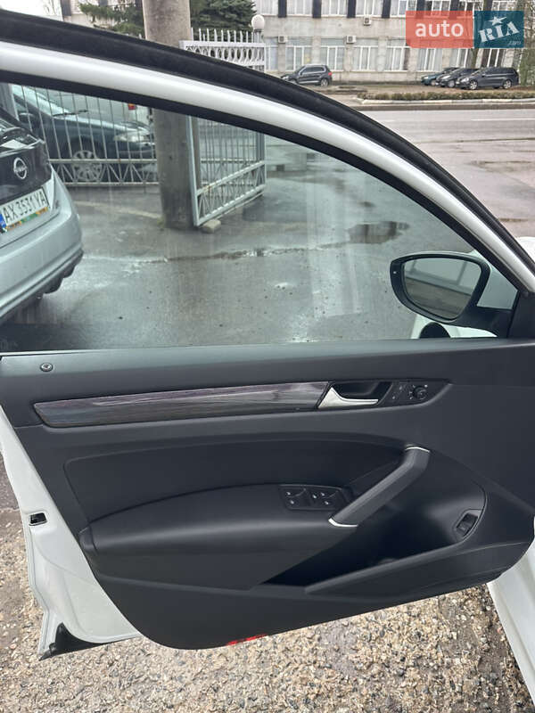 Седан Volkswagen Passat 2020 в Первомайську фото 19 Седан Volkswagen Passat 2020 в Первомайську