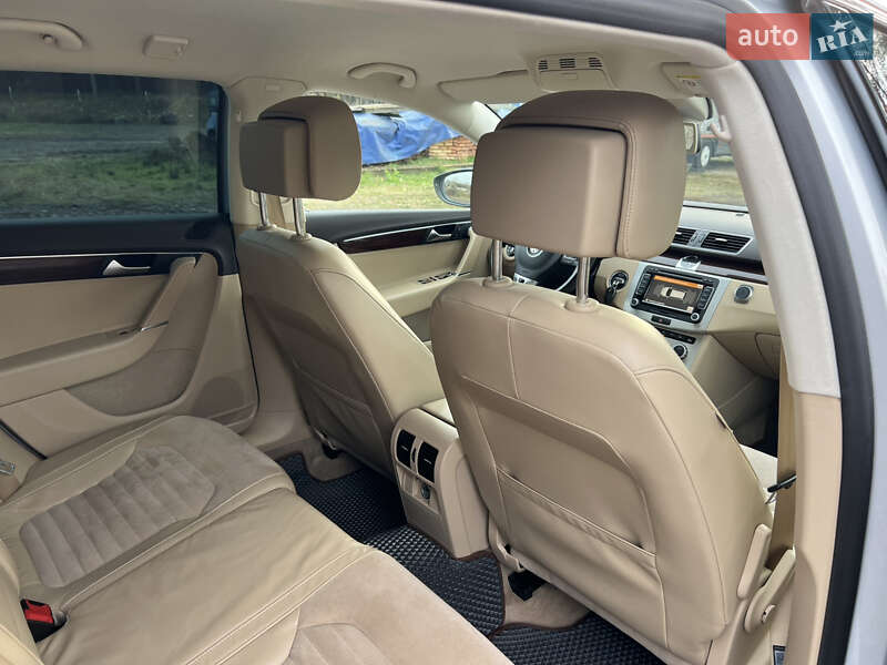 Універсал Volkswagen Passat 2013 в Бродах