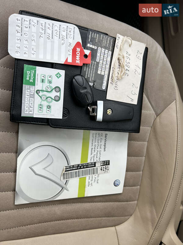 Універсал Volkswagen Passat 2013 в Бродах