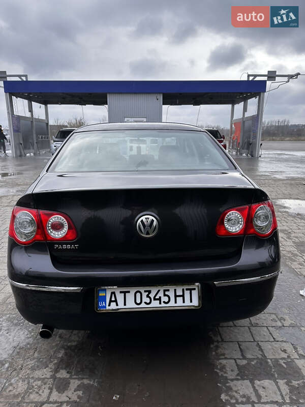 Седан Volkswagen Passat 2005 в Ивано-Франковске