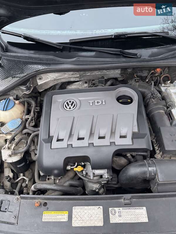 Седан Volkswagen Passat 2014 в Павлограде