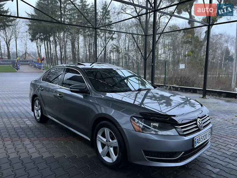 Седан Volkswagen Passat 2012 в Виннице
