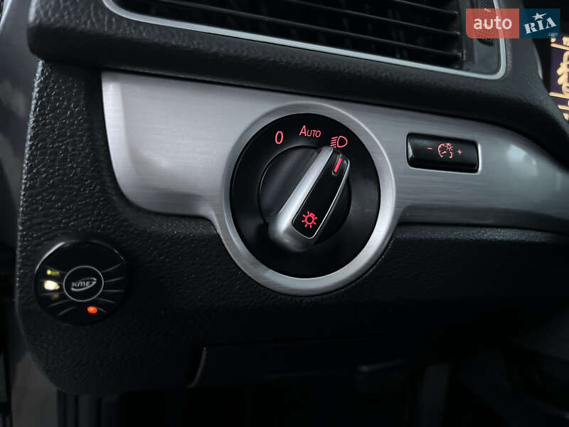 Седан Volkswagen Passat 2012 в Виннице