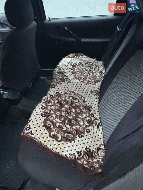 Седан Volkswagen Passat 1989 в Ивано-Франковске