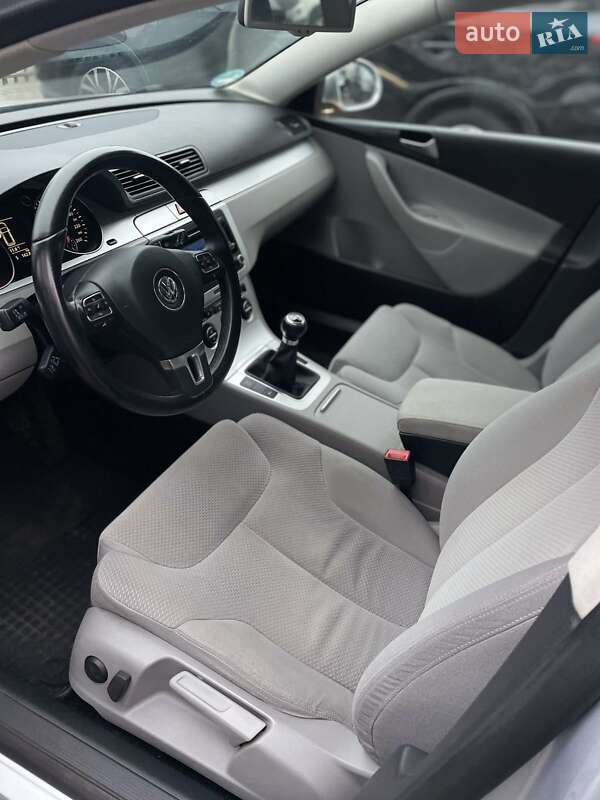 Универсал Volkswagen Passat 2010 в Днепре фото 9 Универсал Volkswagen Passat 2010 в Днепре