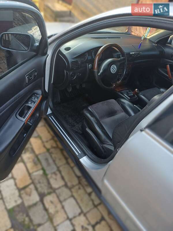 Седан Volkswagen Passat 2004 в Сокале фото 6 Седан Volkswagen Passat 2004 в Сокале