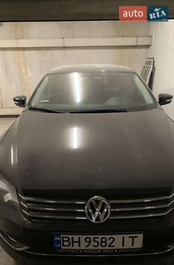 Седан Volkswagen Passat 2013 в Одесі
