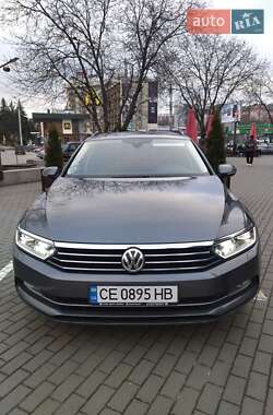 Универсал Volkswagen Passat 2015 в Черновцах