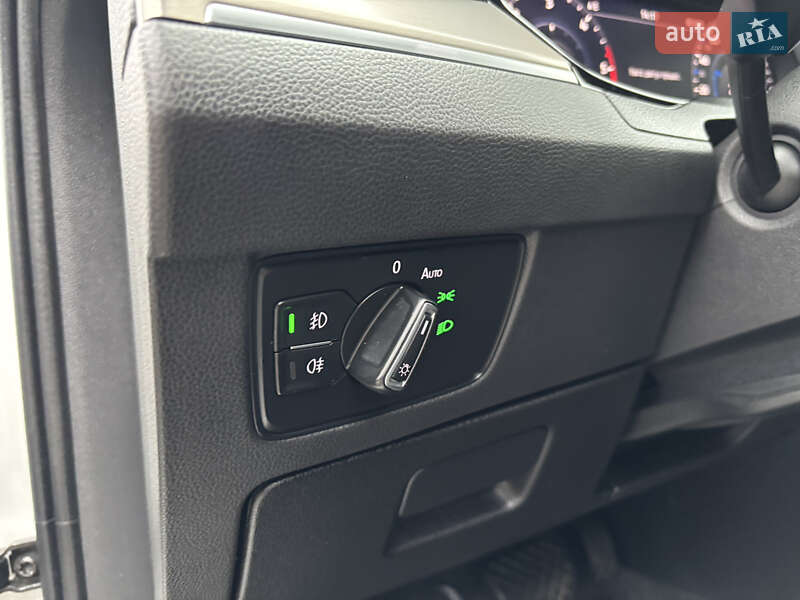 Универсал Volkswagen Passat 2018 в Львове