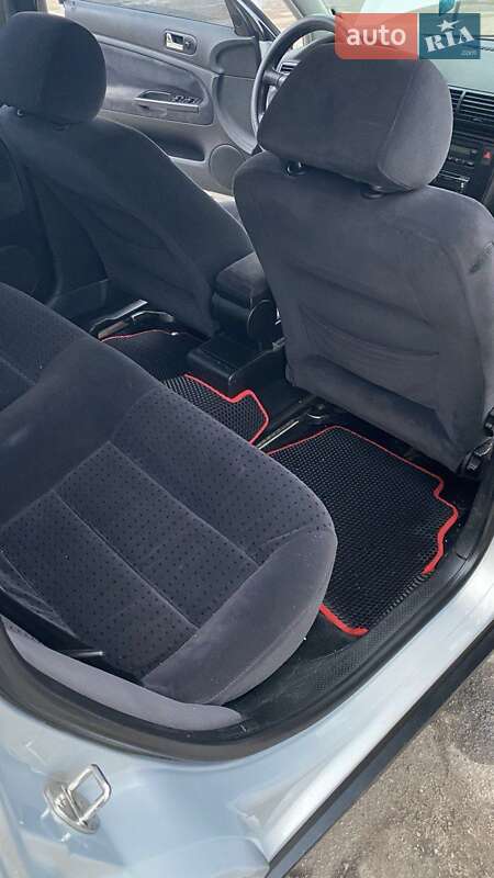 Седан Volkswagen Passat 1998 в Житомире фото 6 Седан Volkswagen Passat 1998 в Житомире