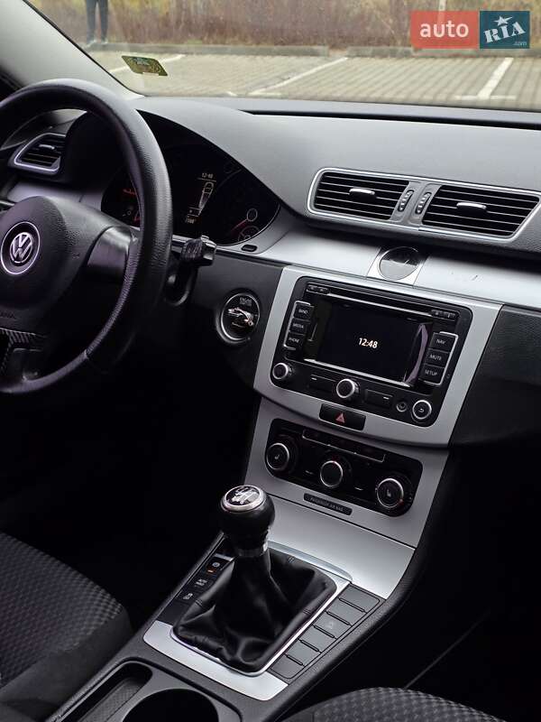 Універсал Volkswagen Passat 2011 в Хмельницькому фото 19 Універсал Volkswagen Passat 2011 в Хмельницькому