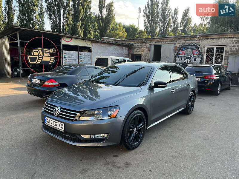 Седан Volkswagen Passat 2014 в Киеве