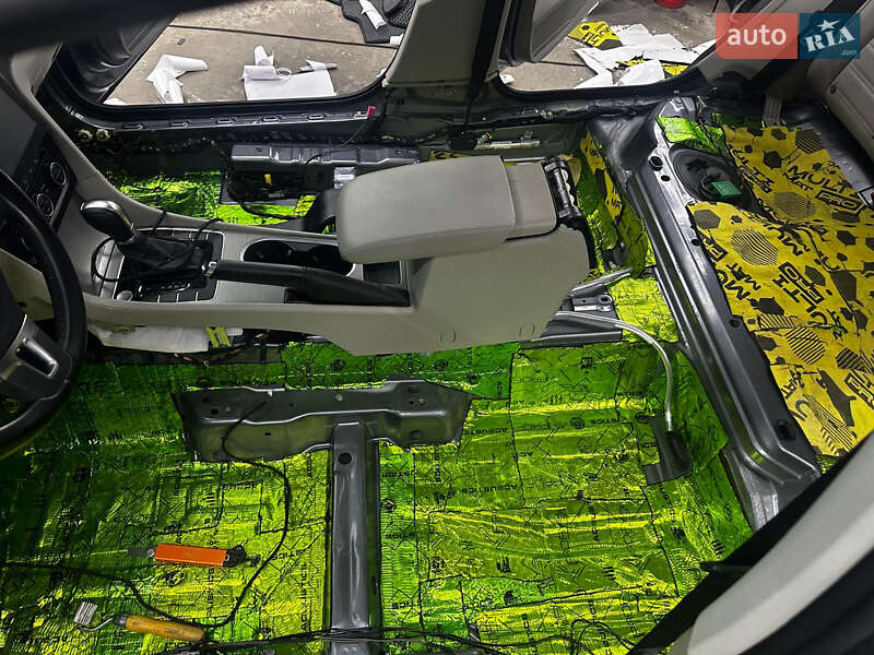 Седан Volkswagen Passat 2014 в Киеве