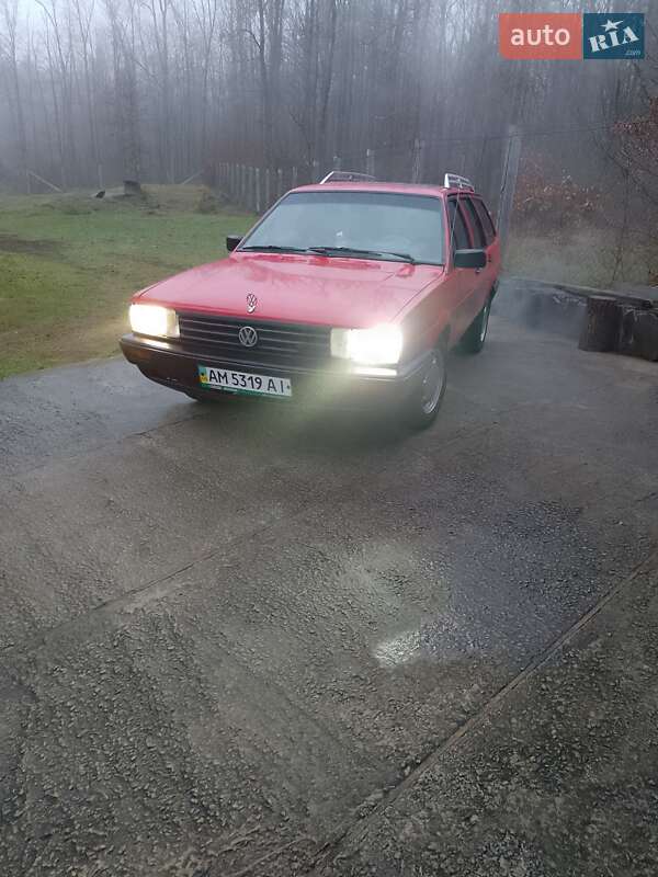 Универсал Volkswagen Passat 1987 в Житомире