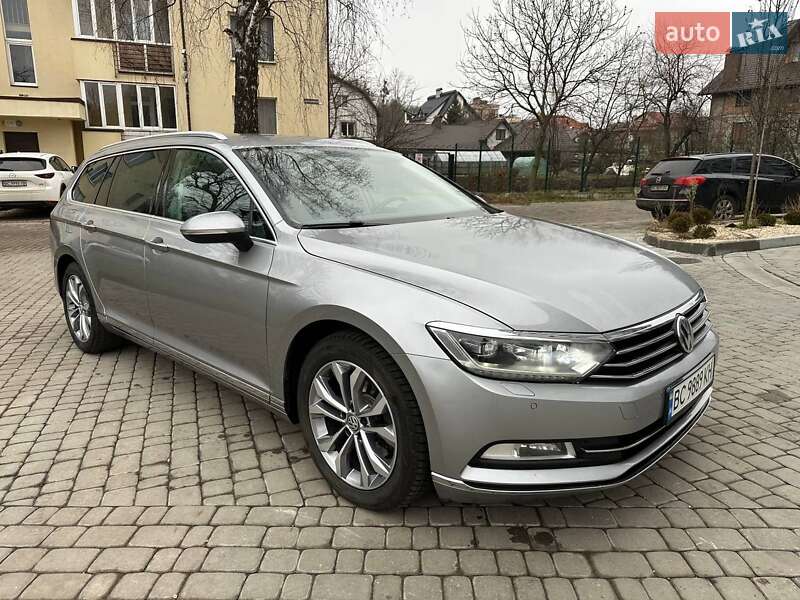 Универсал Volkswagen Passat 2019 в Львове
