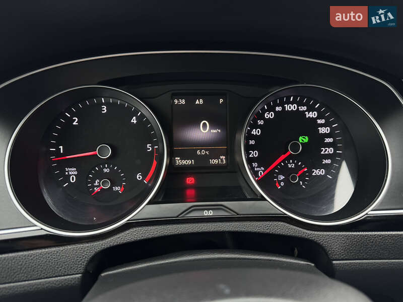 Универсал Volkswagen Passat 2016 в Умани фото 12 Универсал Volkswagen Passat 2016 в Умани