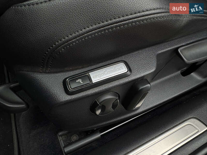 Универсал Volkswagen Passat 2016 в Умани фото 14 Универсал Volkswagen Passat 2016 в Умани