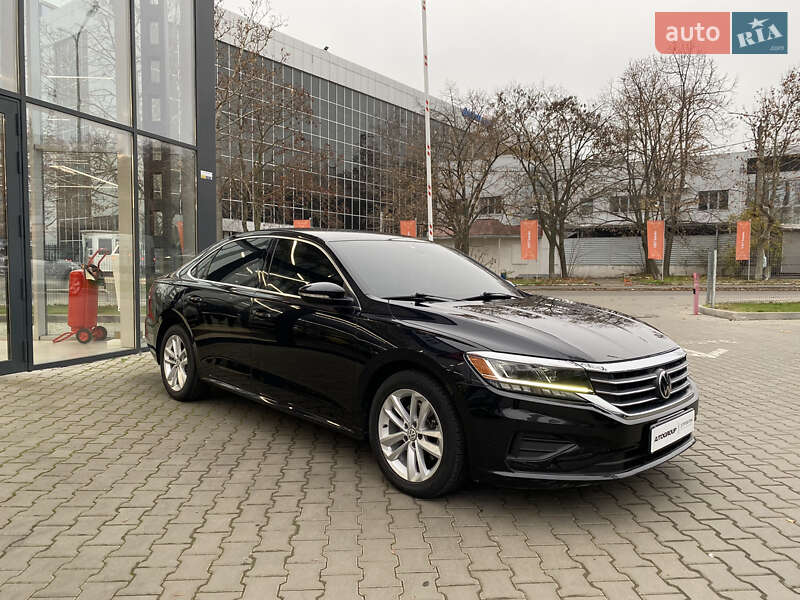 Седан Volkswagen Passat 2020 в Одессе