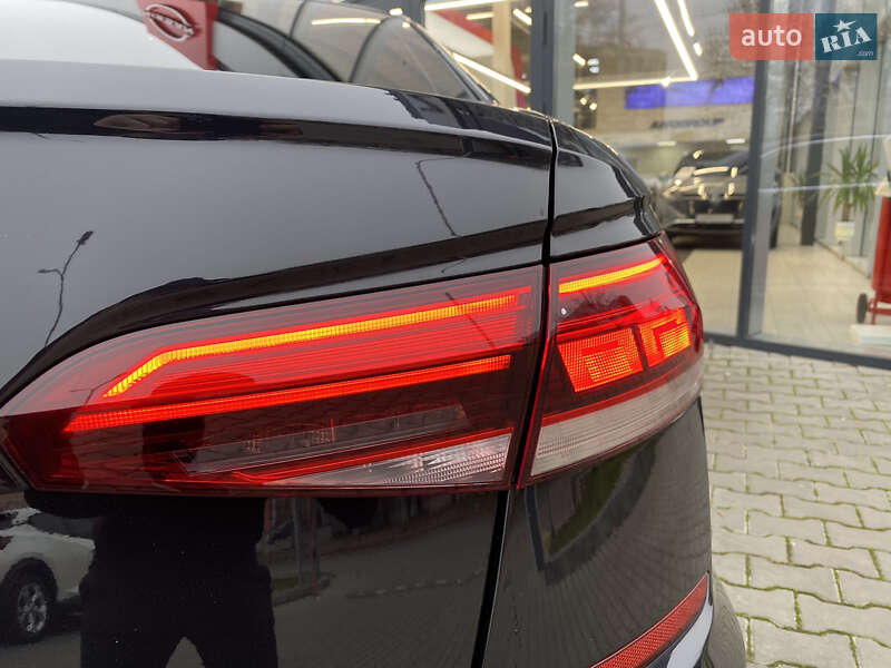 Седан Volkswagen Passat 2020 в Одессе