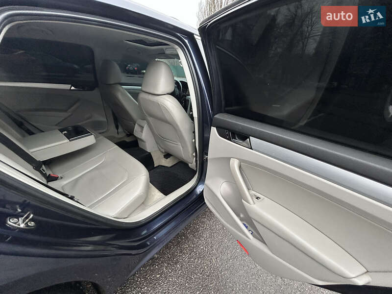 Седан Volkswagen Passat 2012 в Виннице фото 40 Седан Volkswagen Passat 2012 в Виннице