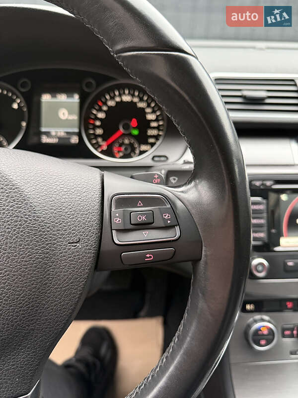 Универсал Volkswagen Passat 2013 в Ровно фото 27 Универсал Volkswagen Passat 2013 в Ровно
