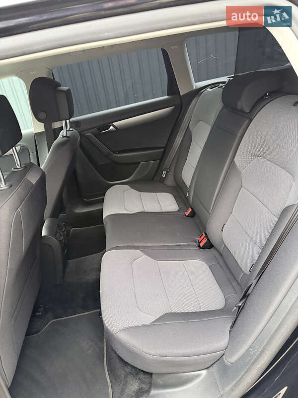 Универсал Volkswagen Passat 2013 в Ровно фото 34 Универсал Volkswagen Passat 2013 в Ровно