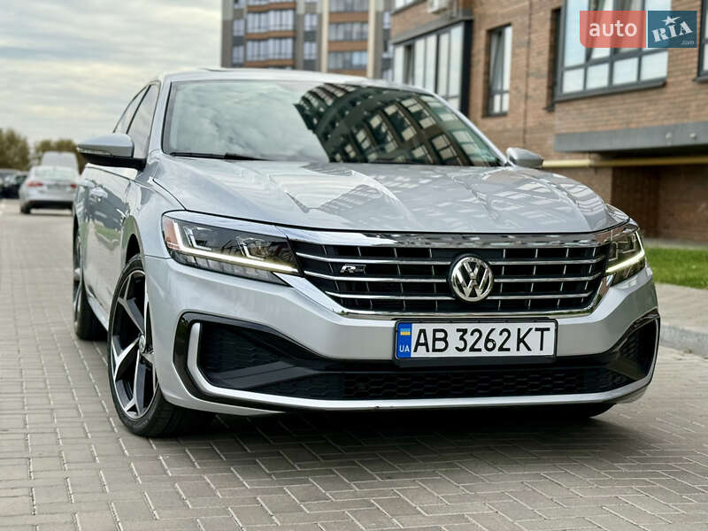 Седан Volkswagen Passat 2020 в Житомирі