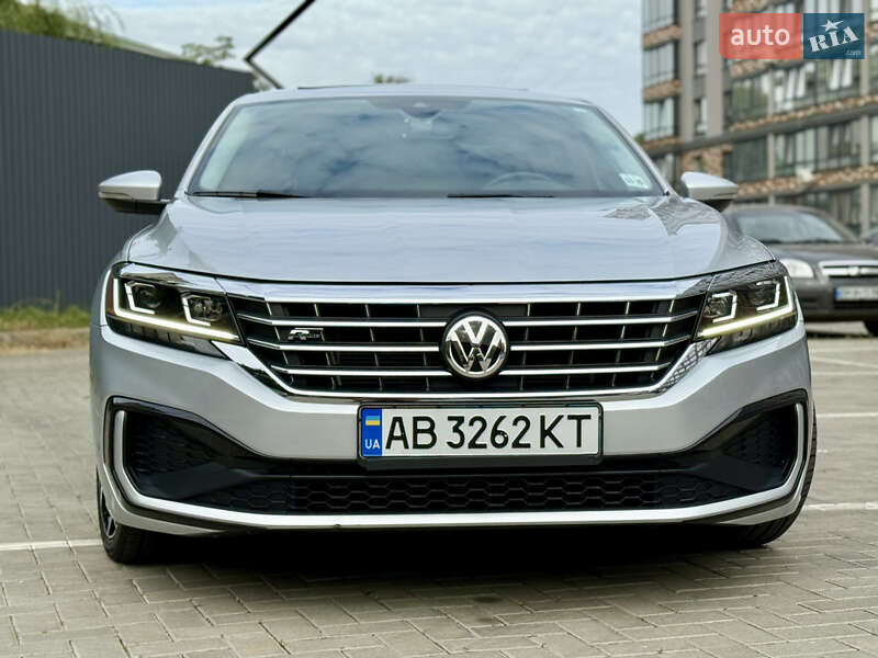 Седан Volkswagen Passat 2020 в Житомирі