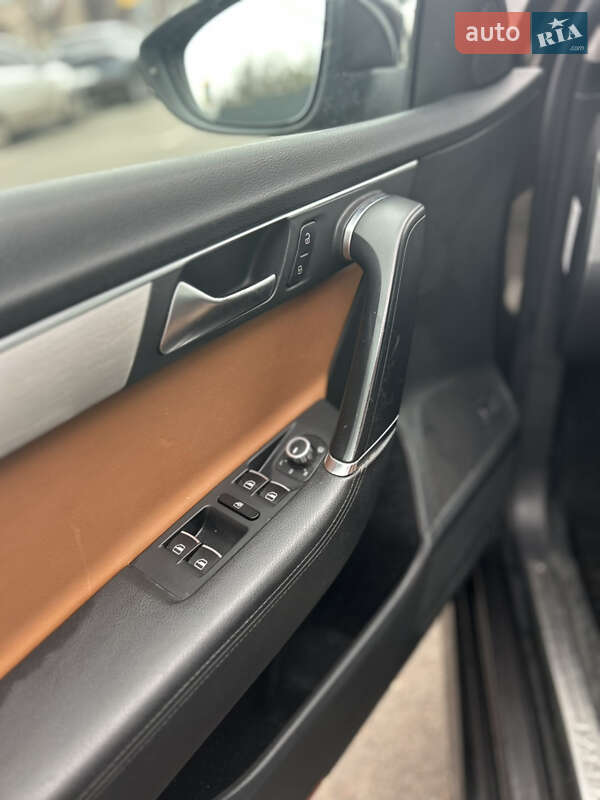 Универсал Volkswagen Passat 2011 в Хотове