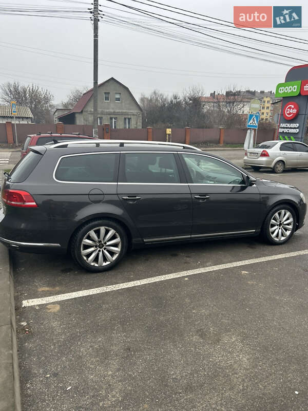Универсал Volkswagen Passat 2011 в Хотове