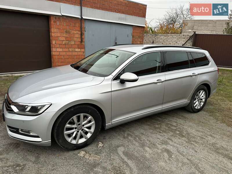 Универсал Volkswagen Passat 2018 в Днепре