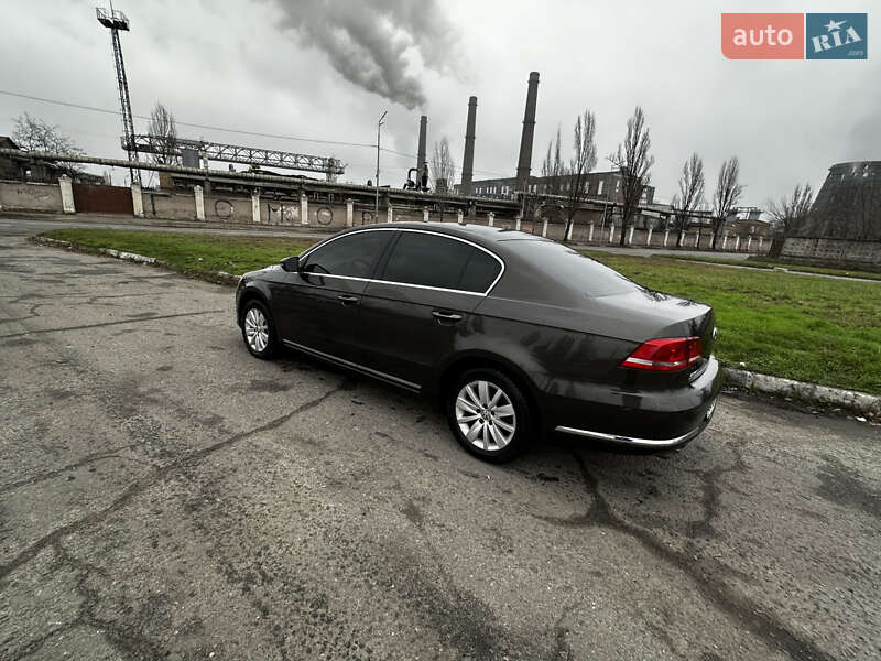 Седан Volkswagen Passat 2012 в Киеве фото 18 Седан Volkswagen Passat 2012 в Киеве