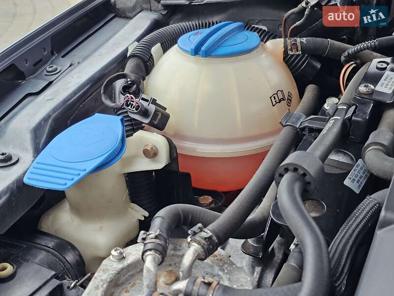 Универсал Volkswagen Passat 2008 в Стрые фото 74 Универсал Volkswagen Passat 2008 в Стрые