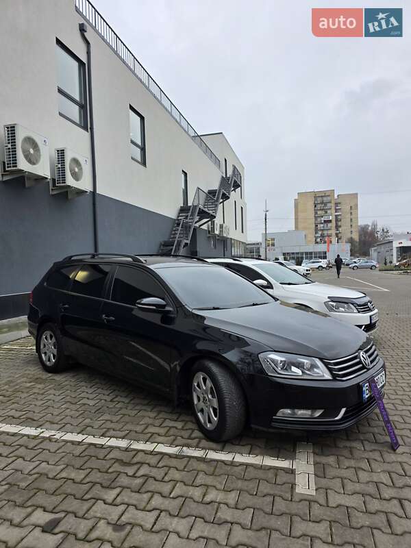 Универсал Volkswagen Passat 2011 в Хмельницком